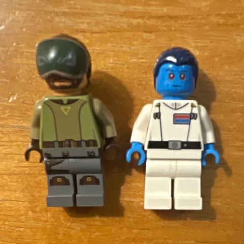 LEGO Star Wars Rebels Minifigures Admiral Thrawn and Blind Kanan