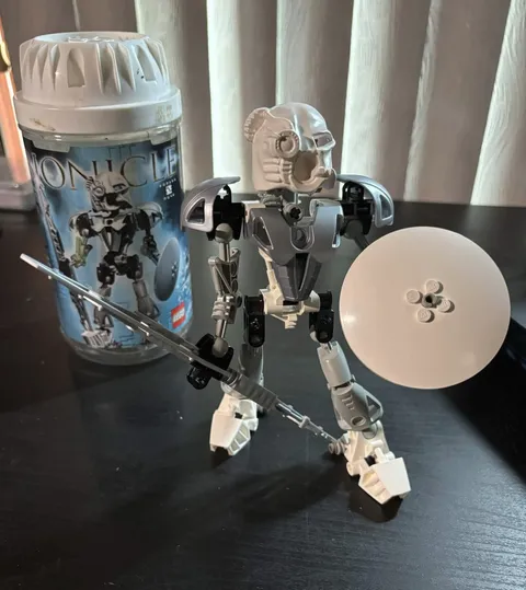 LEGO BIONICLE: Kopaka Nuva (8571) - with Manual and Box