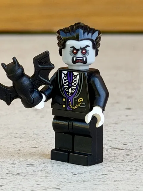 LEGO Minifigure Vampire Halloween Dracula hol172 - Legoland Exclusive 2018