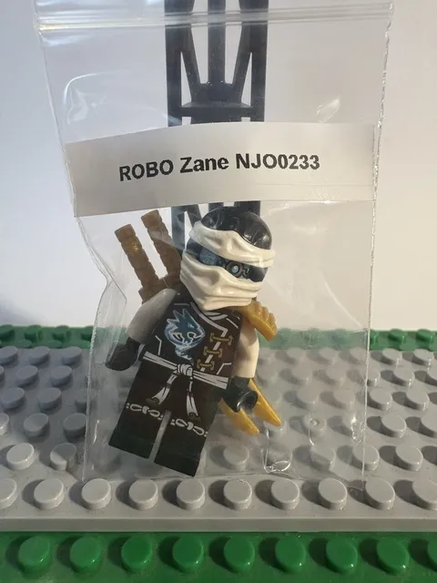 LEGO NINJAGO Zane Robo Minifigure NJO0233 Rebooted 2014 Polybag