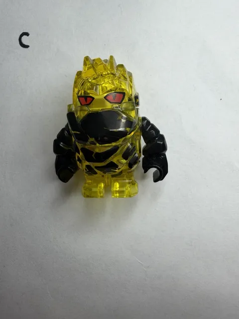 Lego Power Miners Minifigure Combustix Yellow Crystal Fire Rock Cave Monster