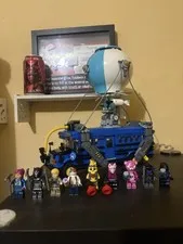 LEGO Fortnite Battle Bus 77073 Complete Set 954 pcs w/ Minifigures NO BOX