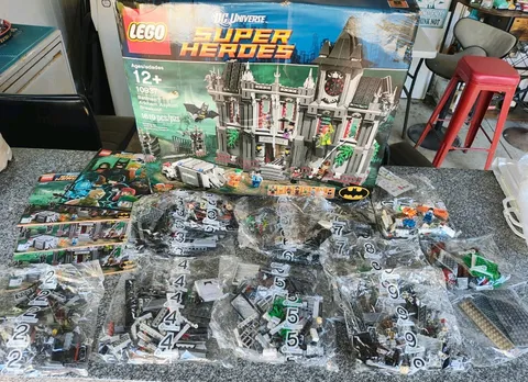 LEGO Dc Super Heroes Set 710937 Arkham Asylum W/Instructions And Box *Read