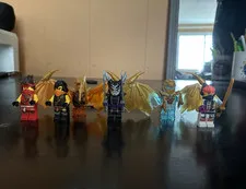 LEGO NINJAGO Minifigure Lot of 6 w/Golden Weapons