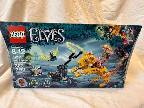 Brand new LEGO set 41192 Azari and the Fire Lion Capture