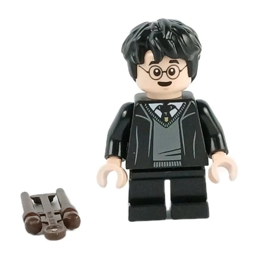 LEGO® Harry Potter Minifigure™ Hogwarts Robe, Black Tie hp607
