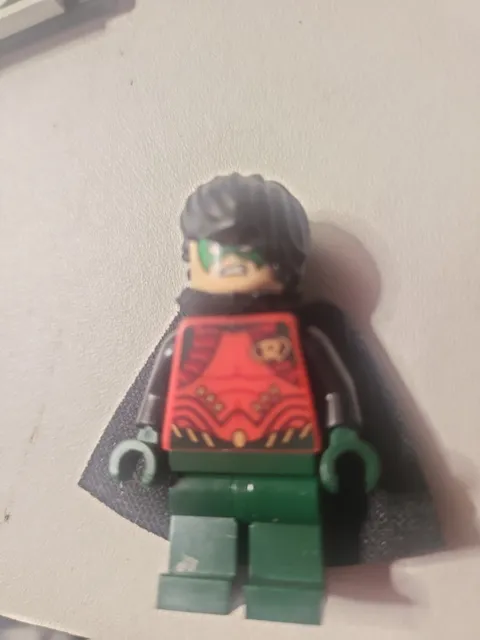 LEGO Robin Dark Green Legs Minifigure Super Heroes The Batboat Harbor 76034