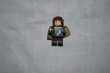 Lego Minifigure Peregrin Took (Pippin) - Dark Blue Jacket, Olive Green Cape