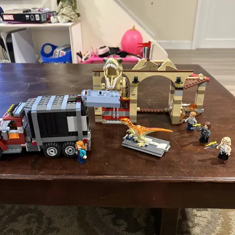 Lego 76948 Jurassic World T. Rex & Atrociraptor Dinosaur Breakout Complete