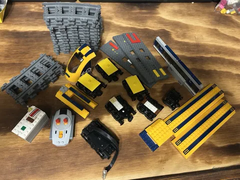 LEGO CITY Passenger Train 60197 Incomplete Set Battery tested & working See pics