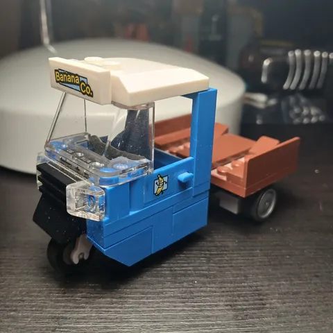 LEGO DC Super Heroes Gorilla Grodd Goes Bananas Trike (76026)