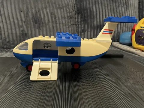 Vintage 1993 Lego Duplo Airplane Jumbo Jetliner Wings Wheels Rudder Set 2678