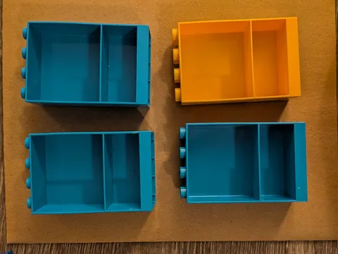Lego Duplo Yellow And Blue Bookshelves (4)