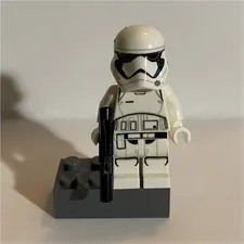 LEGO Star Wars Minifigure Lot of 9 Stormtrooper & Troopers. Perfect condition 