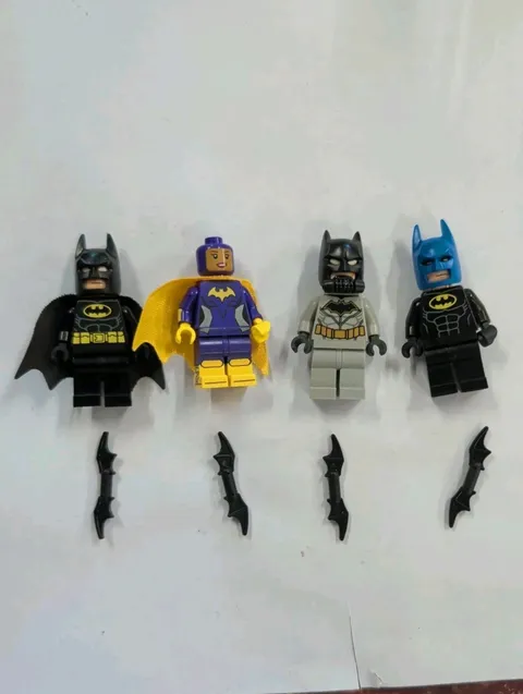 LEGO Batman Movie Minifigure Lot 4x Figures Batgirl Raging Batsuit Blue Cowl