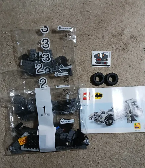 LEGO DC Batman: Batman vs Superman Batmobile 76331