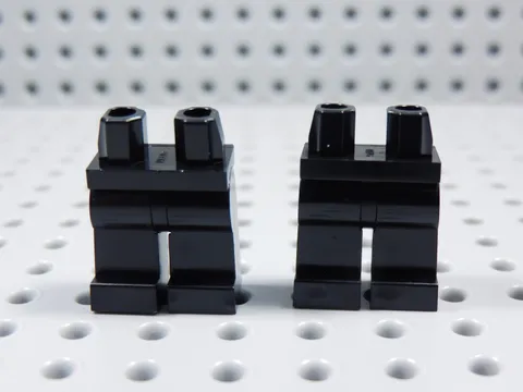 LEGO Lot of 2 Black Blank Plain Legs Pants Minifig BT