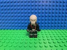 LEGO Skull Twin Minifigure sp101 5973 5980 CMF Lot Rare HTF Space Police 3 Alien