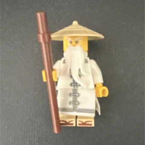 LEGO NINJAGO Sensei Wu Minifigure w/ Hat & Staff Accessories