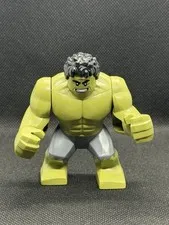 LEGO® Minifigure Super Heroes sh0932 Hulk - Giant, Dark Bluish Gray Pants, Smile