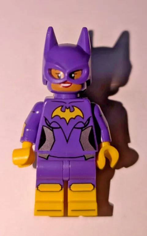 LEGO Batgirl Minifigure sh0305 Dark Purple Suit NO Cape DC Batman Movie Used
