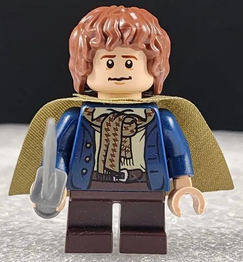 LEGO Lord of the Rings Peregrin Pippin Took Minifigure 9473 w/ Accessory