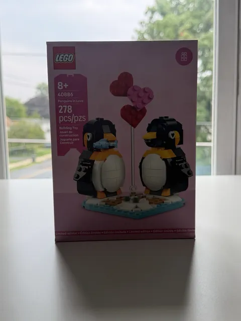 LEGO 40886 Penguins in Love Limited Edition Retired New
