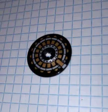 1 Lego 2958pb043 Technic Disk Gold Black Pattern Exo-Force Sky Guardian WYSIWYG