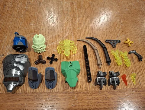 LEGO BIONICLE / Hero Factory Bulk Lot Mixed Parts Pieces & Accessories Plastic