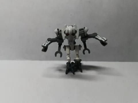 LEGO STAR WARS GENERAL GRIEVOUS BENT LEGS WHITE ARMOR MINIFIGURE SW0515