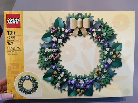 New Lego Decor Spring Easter Wreath Pastel Floral Decoration Building Toy 40957