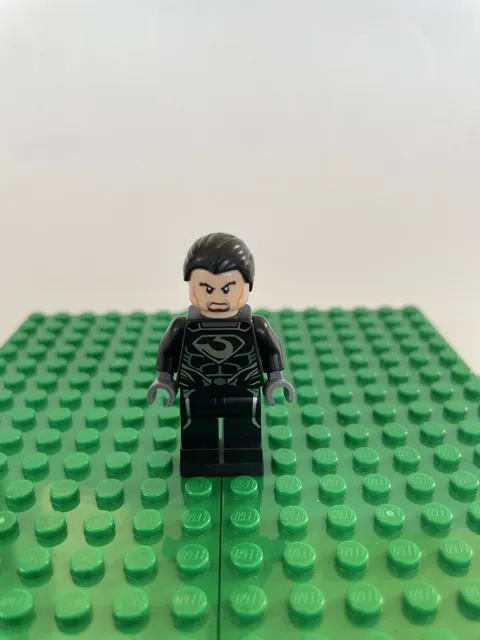 LEGO Marvel Super Heroes - General Zod Minifigure