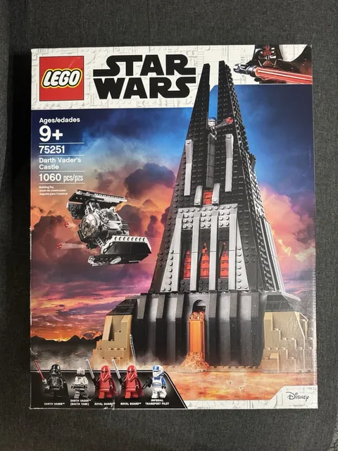 LEGO Star Wars: Darth Vader's Castle (75251)