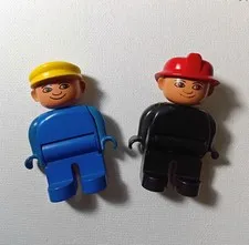 Lego Duplo Figure Fireman red helmet black/black vintage, 