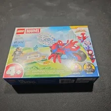 LEGO Marvel Spidey on His Motorcycle vs Rhino Kids Building Set 11206