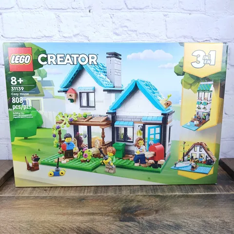 LEGO CREATOR: Cozy House (31139) 3 In 1 Blue Roof Mini Figures Gift