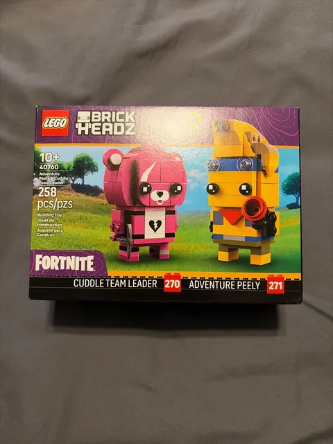 Lego Fortnite brick heads adventure time peely and cuddle team leader