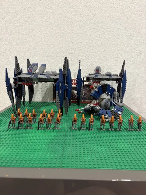 LEGO Star Wars Lot 3 X Hyena Droid Bomber 8016 Droid Tri-Fighter 8086 Used