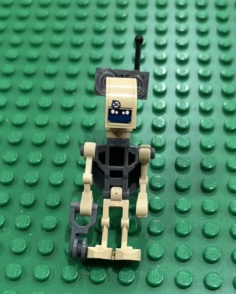 EV-A4-D 8095 Star Wars Grievous Medical Droid LEGO® Minifigure Mini Figure