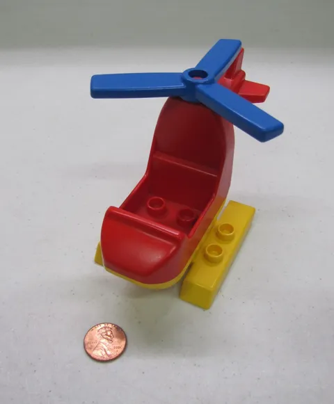 Lego Duplo VINTAGE HELICOPTER Red Blue Yellow Complete with PROPELLER & ROTOR