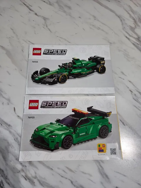 LEGO® Speed Champions 76925 Aston Martin Safety Car & AMR23 Instruction Manuals