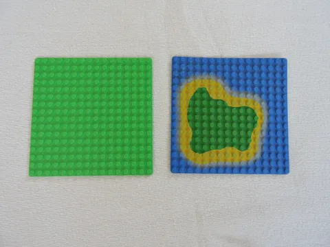LEGO pair Baseplates 16 x 16 (Studs) 5"x5" Island Blue Water Pattern + Green