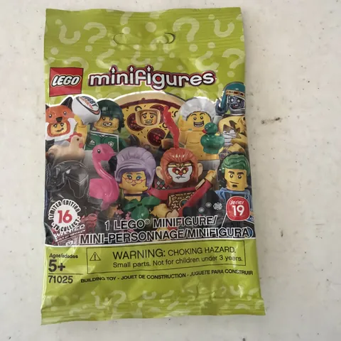 NEW! Lego 71025 Mini-figures "Series 19" Sealed in Bag