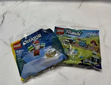Lot of LEGO Friends Mobile Music Trailer 30658 & Fun With Santa 30692 Polybag