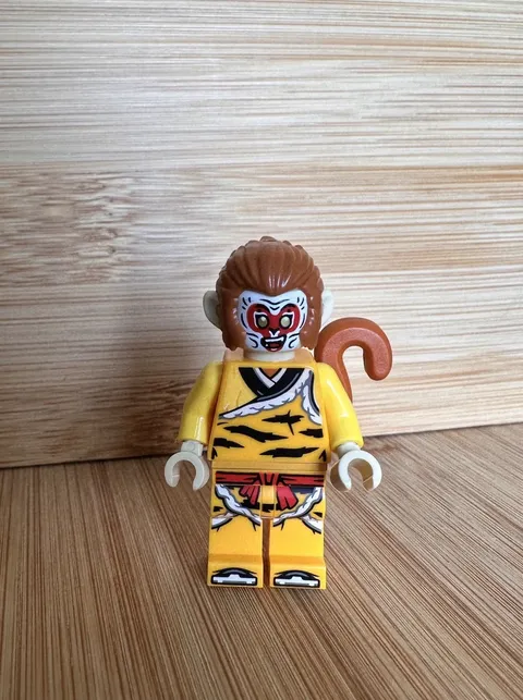 Lego Monkie Kid - Monkey King Minifigure (mk138) *New*
