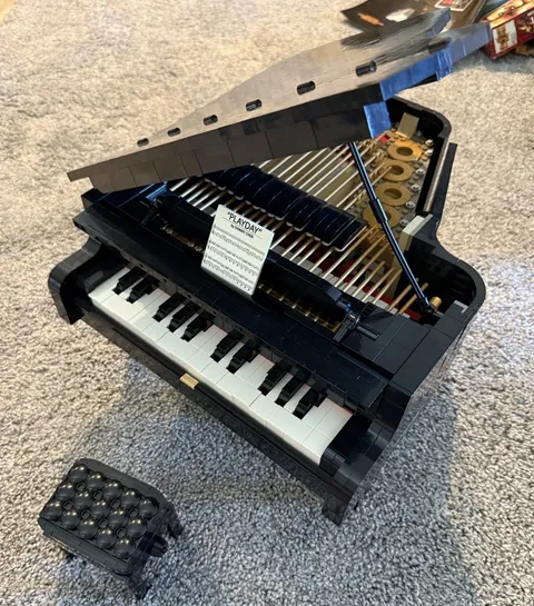 LEGO Ideas Grand Piano Building Set 21323 (No instructions or box) Rare Retired