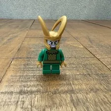 LEGO Super Heroes Loki Minifigure (short legs) - 76091