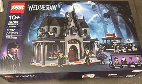 LEGO Wednesday 76786 Morticia's Cottage