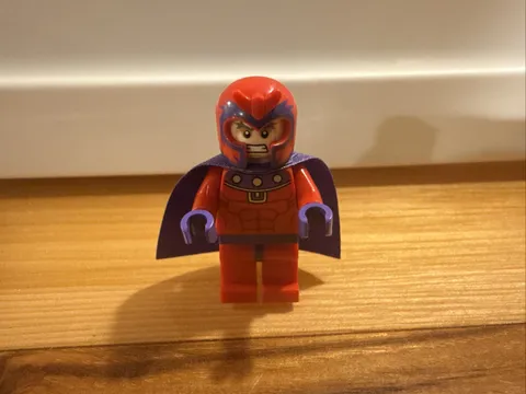 Exclusive 2012 LEGO Marvel Magneto Minifigure 