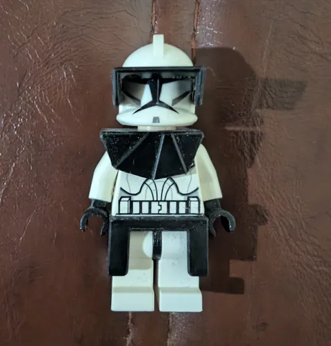 LEGO Star Wars Clone Trooper (Phase 1) Minifigure sw0223,Visor,Pauldron,kama